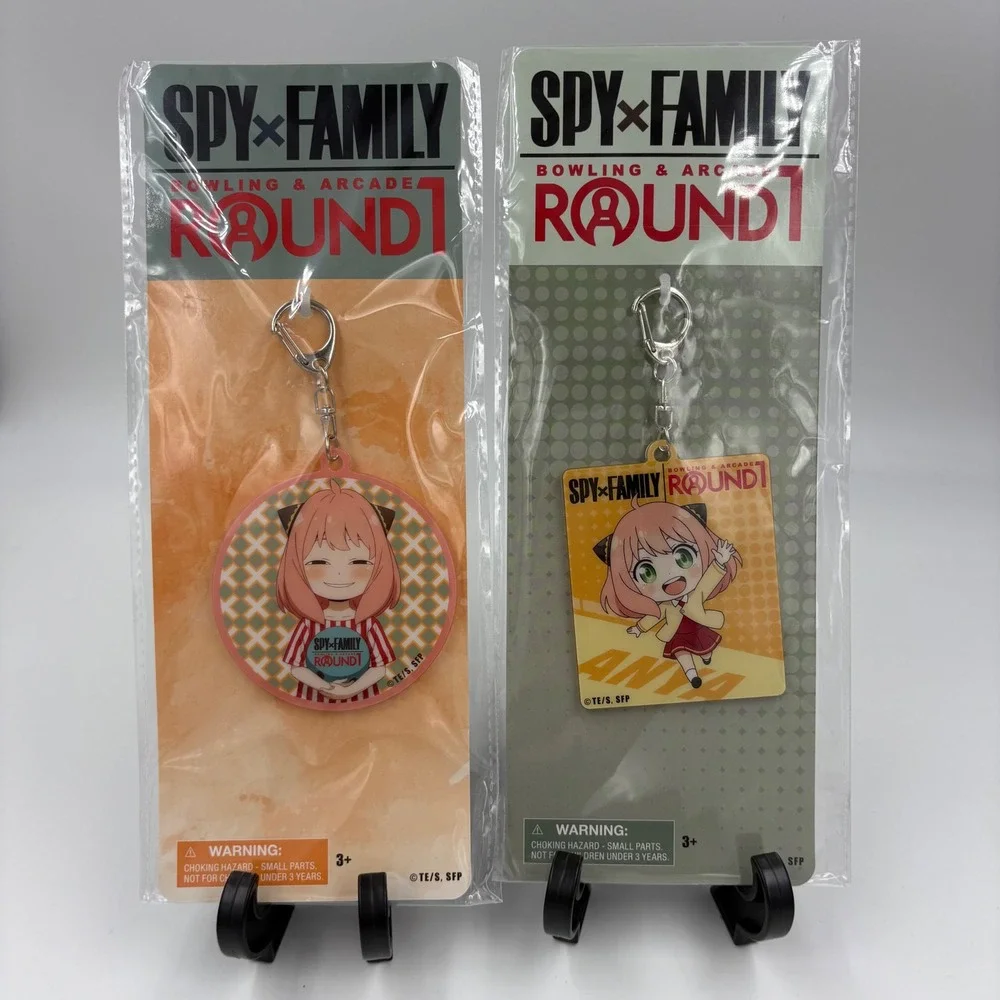 NWT Spy x Family Keychain Set Round 1 Exclusive Anya Forger Anime
